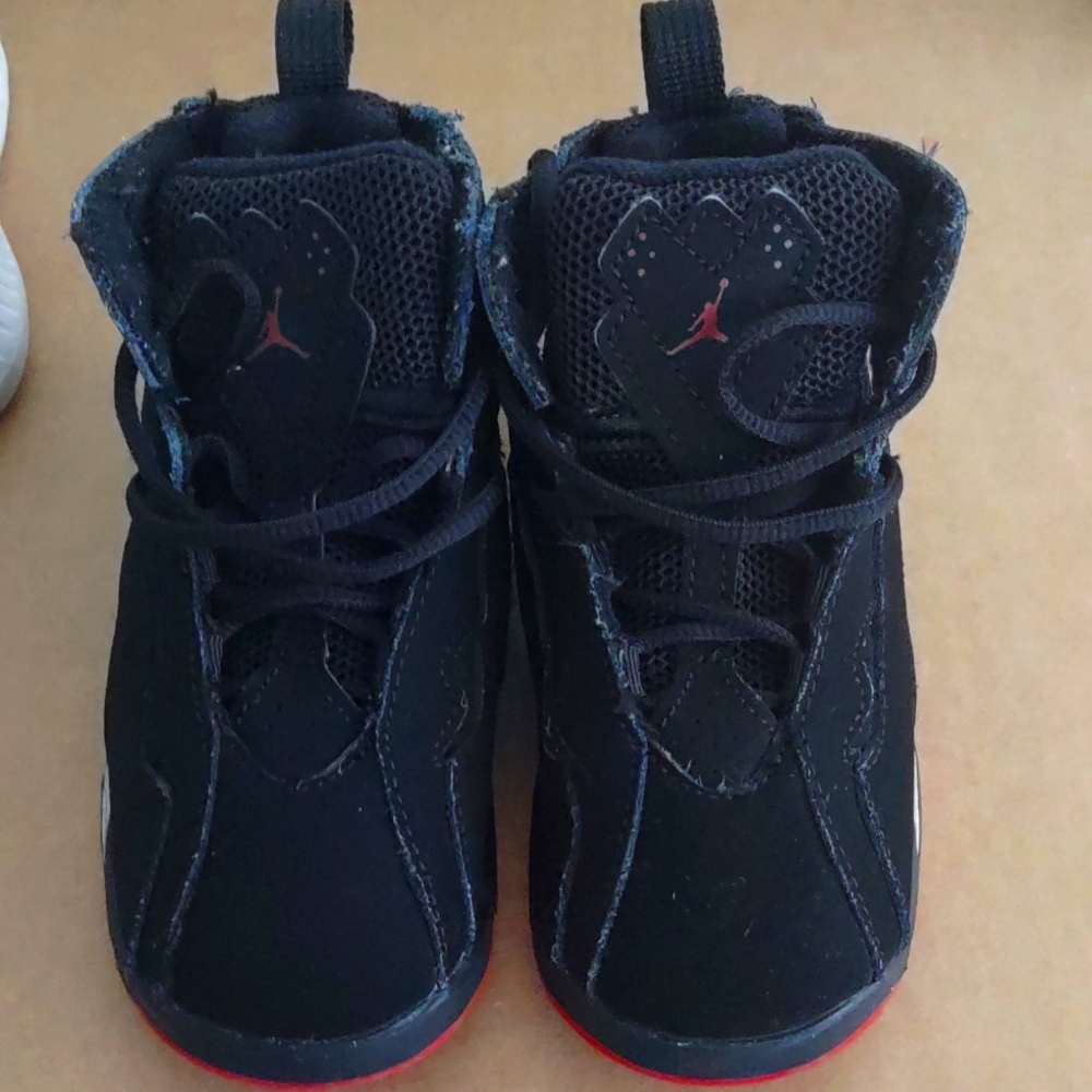 Jordan ,negros